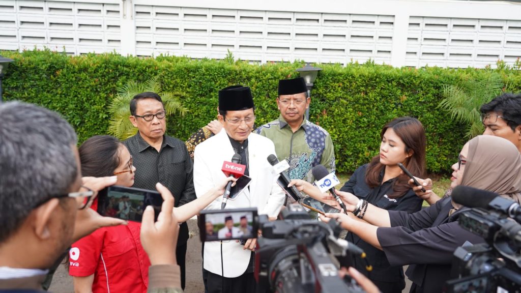 Menteri Agama Nasaruddin Umar meminta semua pihak untuk menjaga marwah pondok pesantren dan menghindari narasi yang bersifat stigma. Ia menegaskan, pesantren telah berabad-abad menjadi bagian penting dari sejarah dan peradaban bangsa Indonesia.
