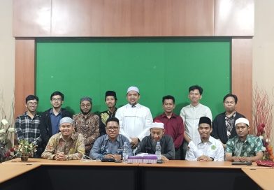Kuliah Tamu Internasional Pascasarjana UINSI Samarinda Hadirkan Prof. Dr. Ahamad Asmadi bin Sakat: Pendalaman Kitab dan Kritik Hadis untuk Penguatan Karakter