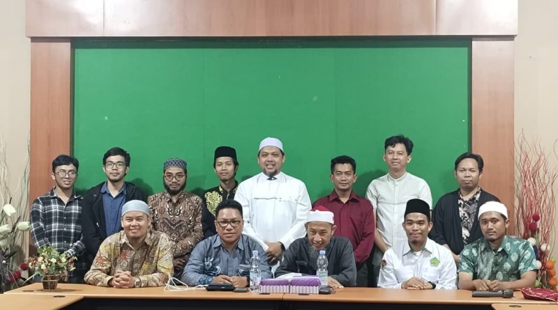 Kuliah Tamu Internasional Pascasarjana UINSI Samarinda Hadirkan Prof. Dr. Ahamad Asmadi bin Sakat: Pendalaman Kitab dan Kritik Hadis untuk Penguatan Karakter
