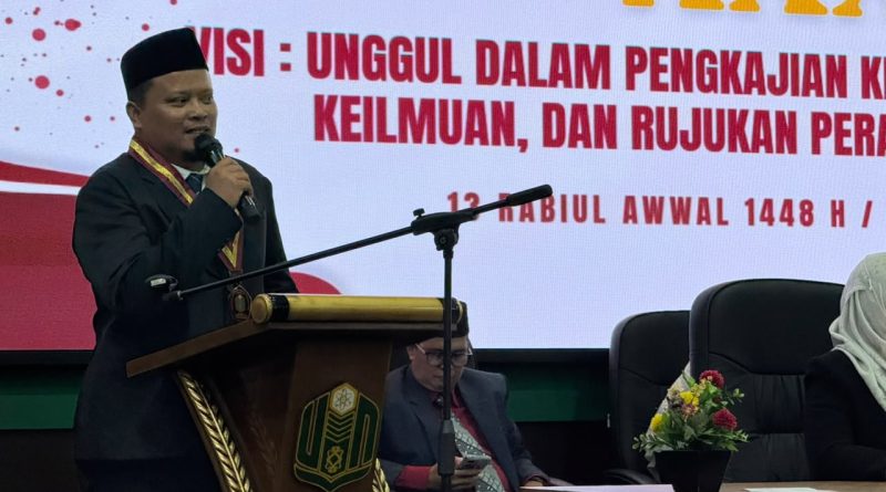Agus Sukamto, M.Pd.,Wakili Lulusan: Ilmu dan Adab Menjadi Bekal Pengabdian Alumni Pascasarjana UINSI